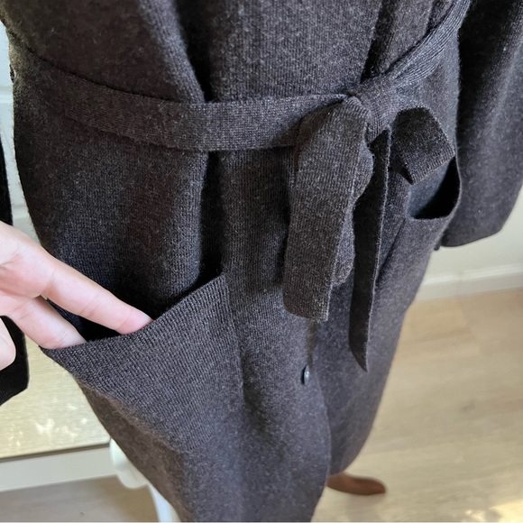 100% Merino Wool Belted Deane & White Casual Buttoned Down Tie Sweater Cardigan - Picture 5 of 10